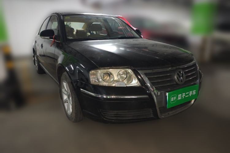Used Volkswagen Passat 2007 1.8T Manual Standard Model Front Right 45 Deg