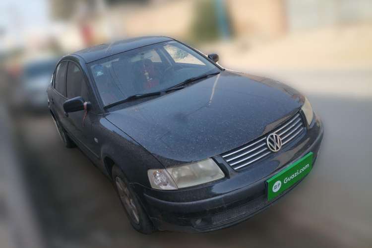 Used Volkswagen Passat 2007 1.8T Manual Comfort Model Front Right 45 Deg