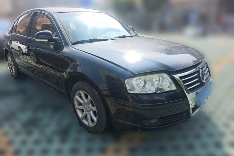 Used Volkswagen Passat 2007 2.0L Automatic Standard Edition Front Right 45 Deg