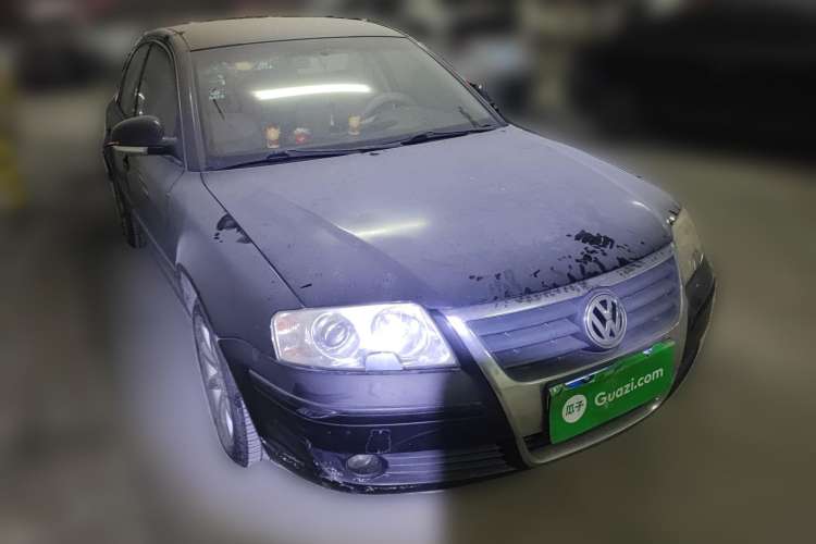 Used Volkswagen Passat 2007 1.8T Manual Standard Model Front Right 45 Deg