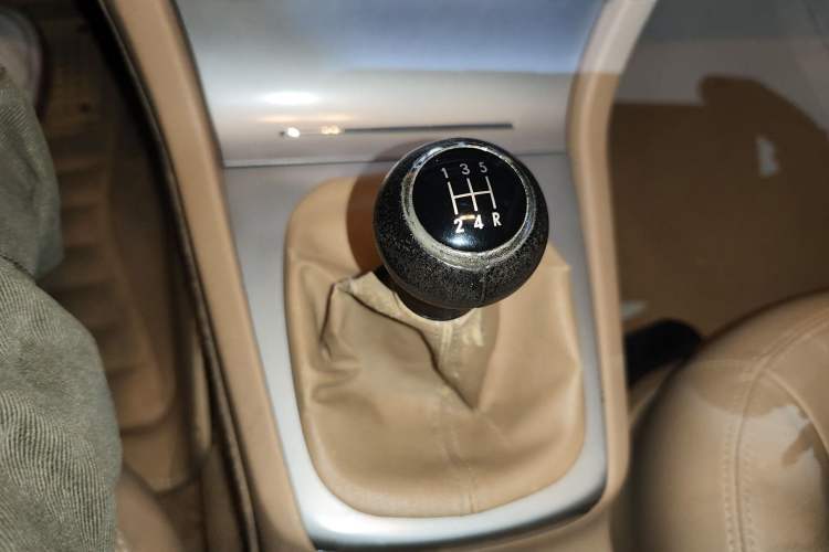 Used Volkswagen Passat 2007 2.0L Manual Standard Edition