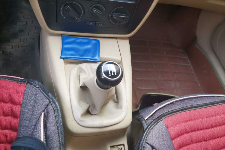 Used Volkswagen Passat 2007 1.8T Manual Comfort Model Gear Lever
