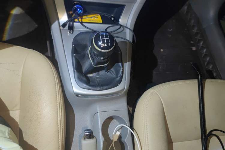 Used Volkswagen Passat 2007 2.0L Manual Standard Edition Gear Lever