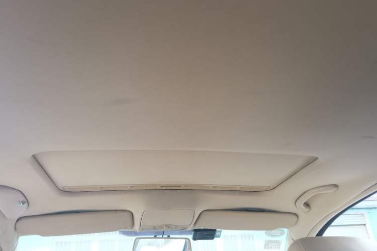Used Volkswagen Passat 2007 1.8T Automatic Luxury Model Headliner
