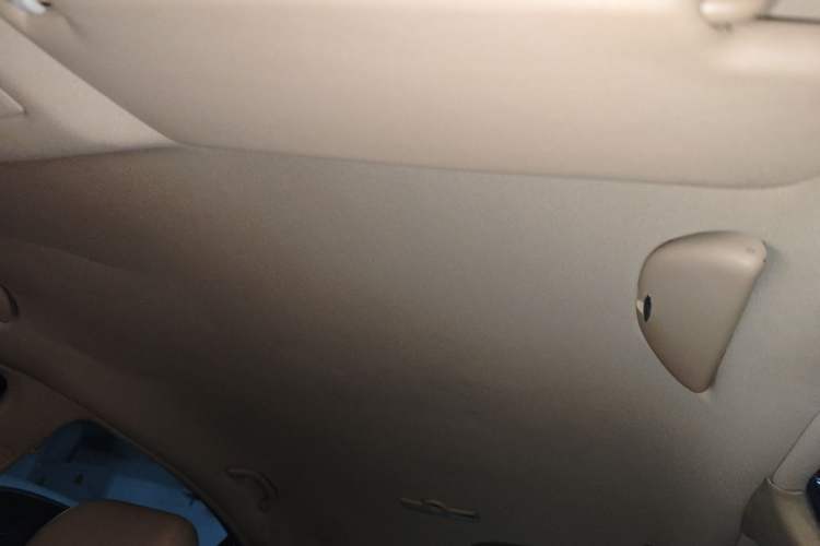 Used Volkswagen Passat 2007 1.8T Manual Standard Model Headliner