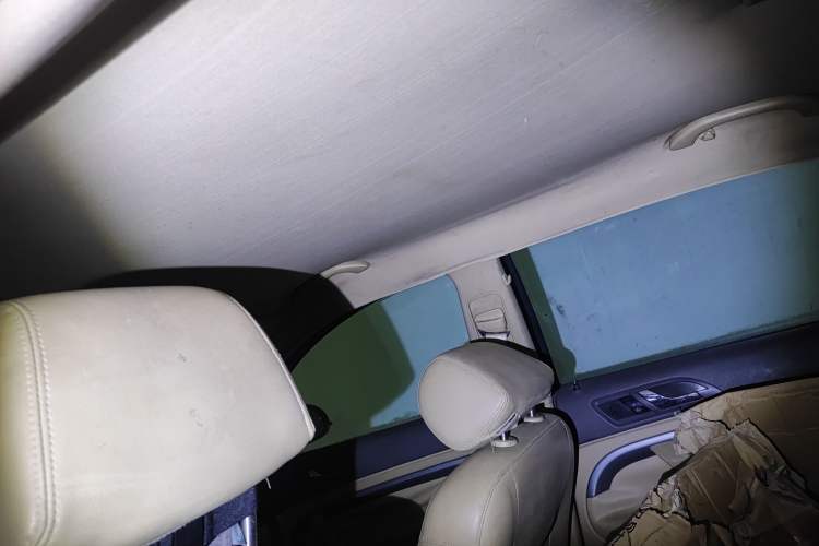 Used Volkswagen Passat 2007 1.8T Manual Standard Model Headliner
