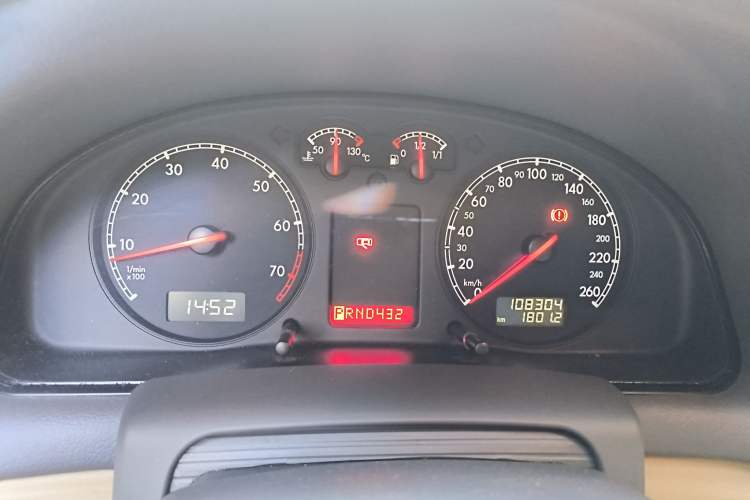 Used Volkswagen Passat 2007 1.8T Automatic Luxury Model Instrument Cluster