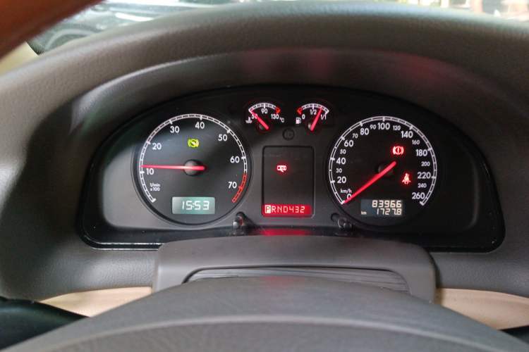 Used Volkswagen Passat 2007 1.8T Automatic Luxury Model Instrument Cluster