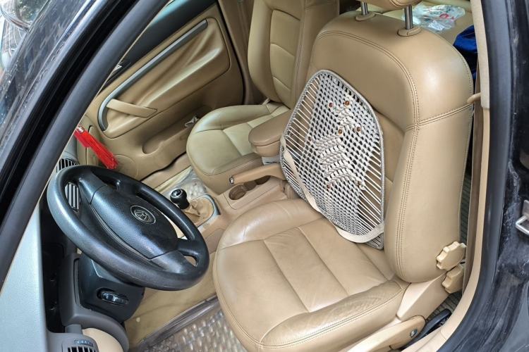 Used Volkswagen Passat 2007 2.0L Manual Base Version Left Front Seat
