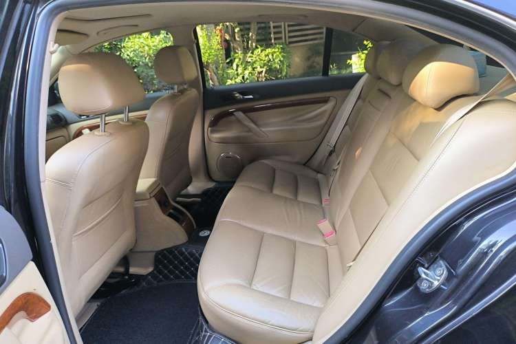 Used Volkswagen Passat 2007 1.8T Automatic Luxury Model Left Rear Seat