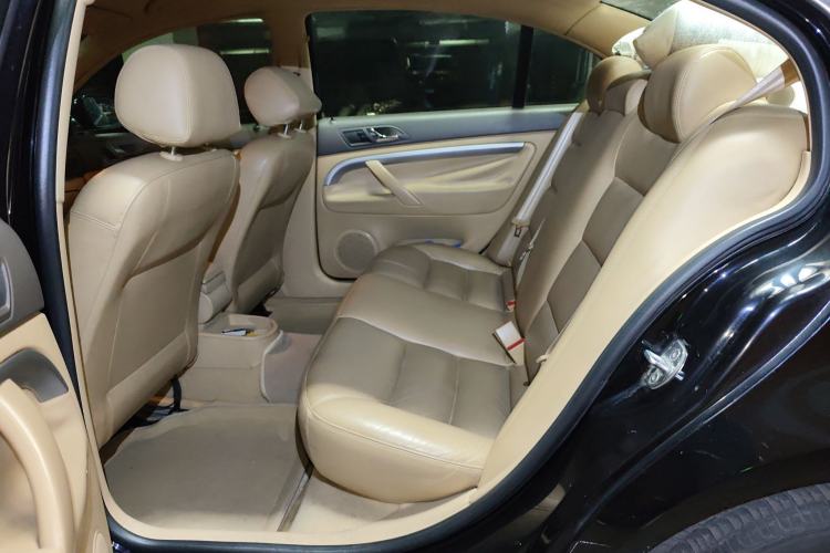 Used Volkswagen Passat 2007 2.0L Manual Standard Edition