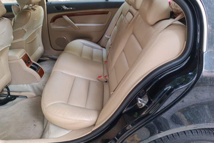 Used Volkswagen Passat 2007 1.8T Automatic Luxury Model Left Rear Seat