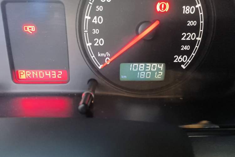 Used Volkswagen Passat 2007 1.8T Automatic Luxury Model Odometer Close Up