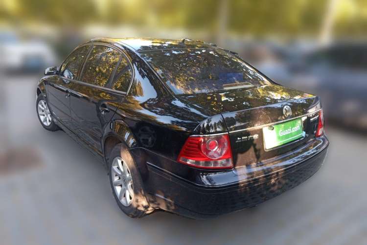 Used Volkswagen Passat 2007 2.0L Manual Standard Edition Rear Left 45 Deg