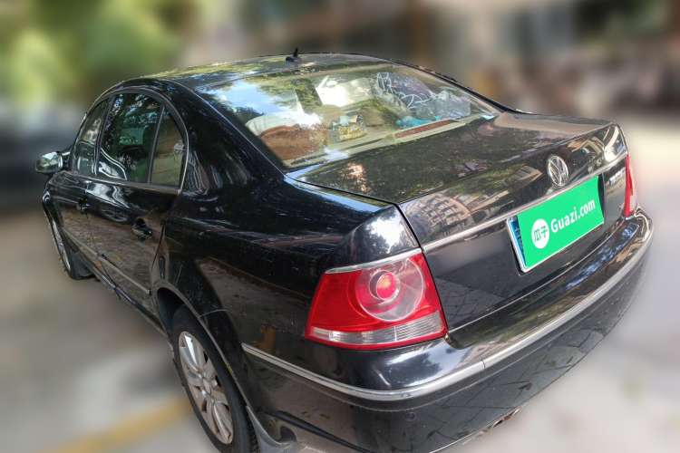 Used Volkswagen Passat 2007 1.8T Automatic Luxury Model Rear Left 45 Deg