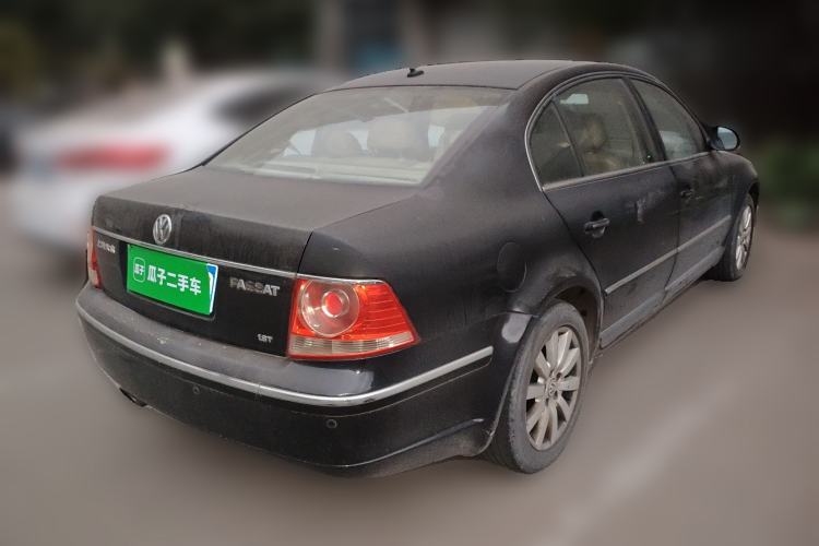 Used Volkswagen Passat 2007 1.8T Manual Luxury Model Rear Right 45 Deg