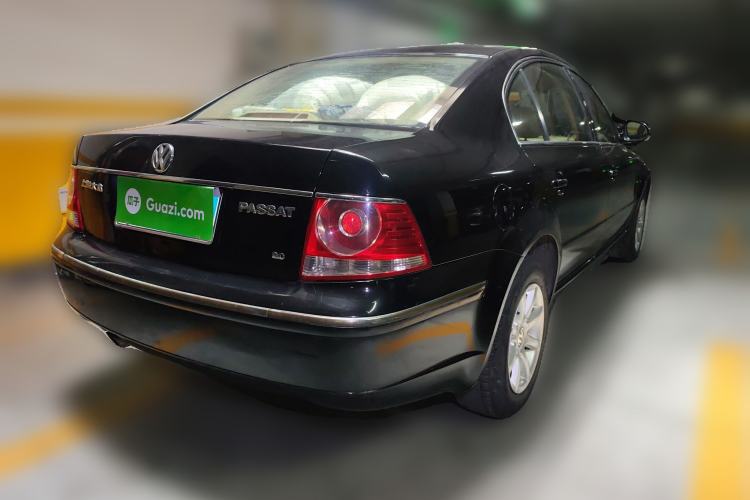 Used Volkswagen Passat 2007 2.0L Manual Standard Edition