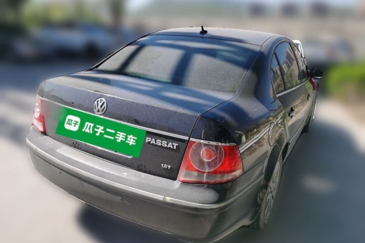 Used Volkswagen Passat 2007 1.8T Automatic Luxury Model Rear Right 45 Deg