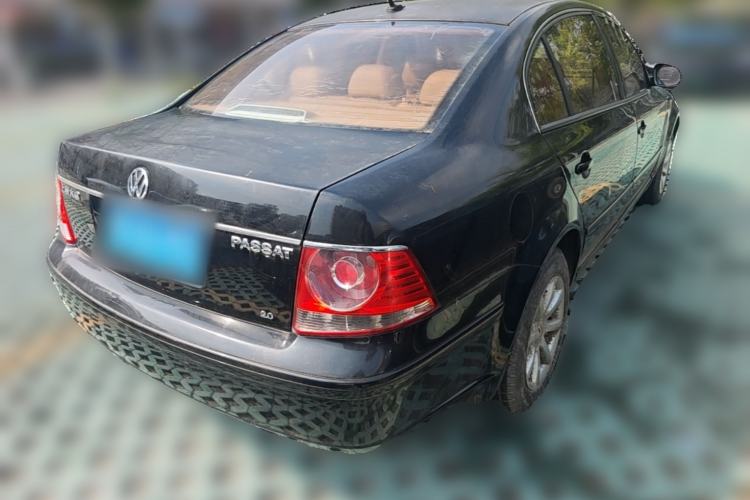 Used Volkswagen Passat 2007 2.0L Automatic Standard Edition Rear Right 45 Deg