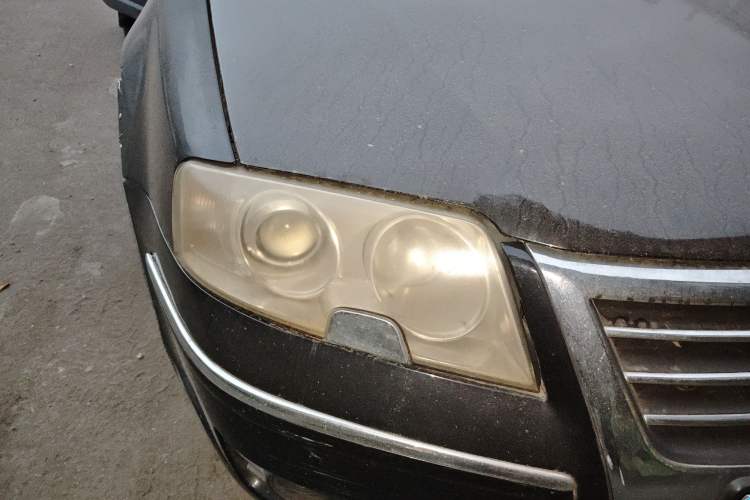 Used Volkswagen Passat 2007 1.8T Manual Luxury Model Right Front Headlight