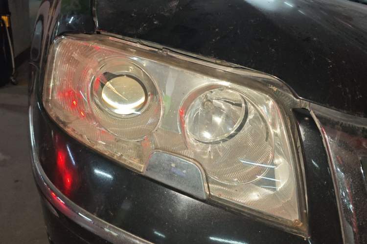 Used Volkswagen Passat 2007 1.8T Manual Standard Model Right Front Headlight