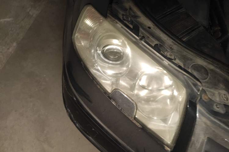Used Volkswagen Passat 2007 1.8T Manual Standard Model Right Front Headlight