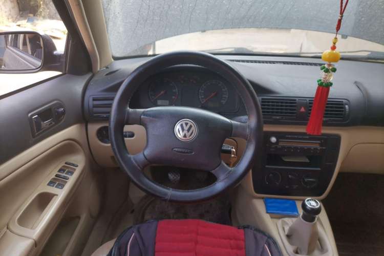 Used Volkswagen Passat 2007 1.8T Manual Comfort Model Steering Wheel
