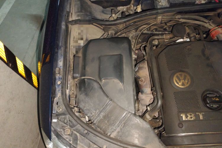 Used Volkswagen Passat 2007 1.8T Automatic VIP Model Engine Bay Right