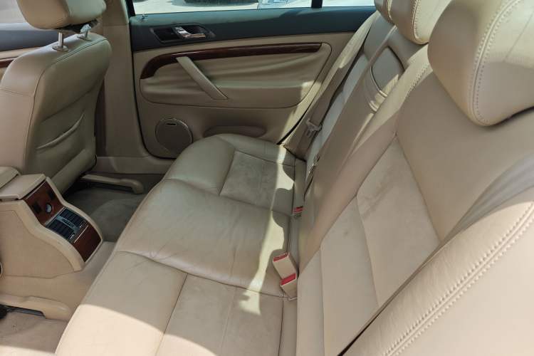 Used Volkswagen Passat 2007 1.8T Automatic Luxury Model Left Rear Seat