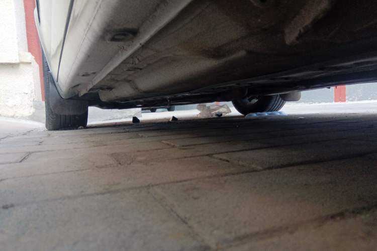 Used Volkswagen Passat 2007 1.8T Automatic Luxury Model Chassis Rear Left