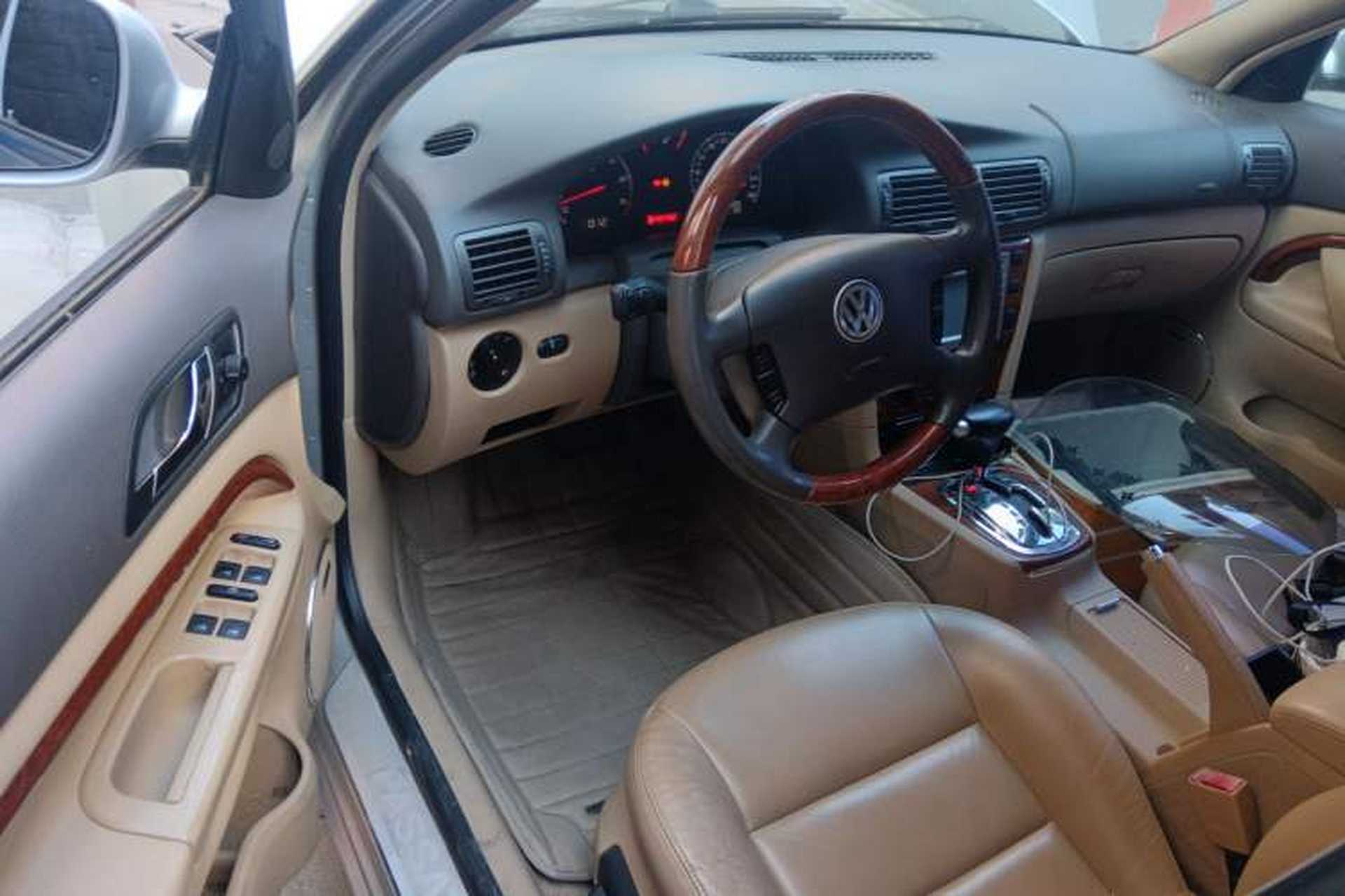 Used Volkswagen Passat 2007 1.8T Automatic Luxury Model Driver Seat