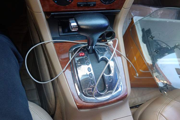 Used Volkswagen Passat 2007 1.8T Automatic Luxury Model Gear Lever