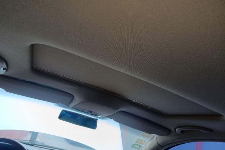 Used Volkswagen Passat 2007 1.8T Automatic Luxury Model Headliner