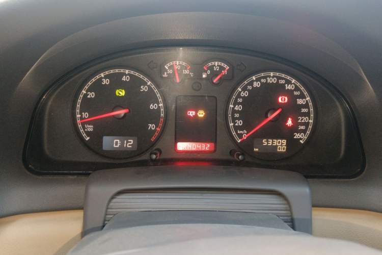 Used Volkswagen Passat 2007 1.8T Automatic Luxury Model Instrument Cluster