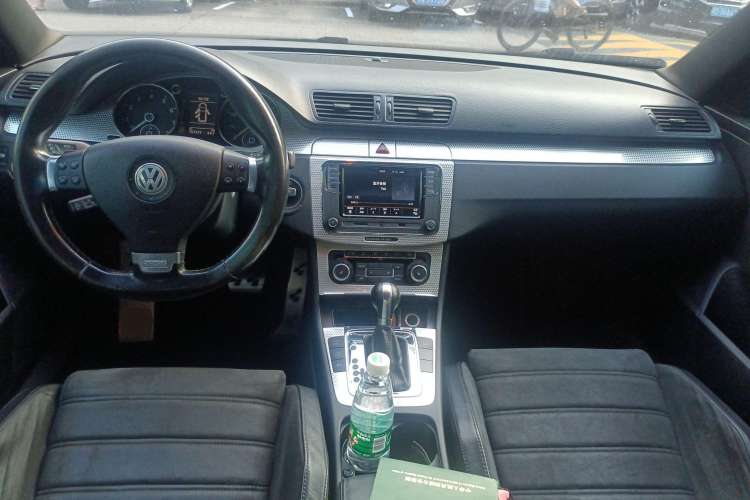 Used Volkswagen Passat 2008 R36 Estate Center Console