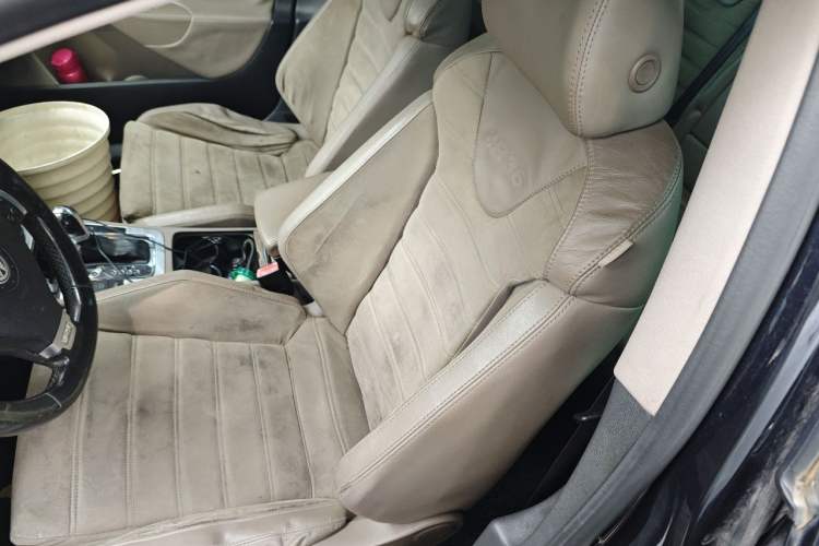 Used Volkswagen Passat 2008 R36 Estate Left Front Seat