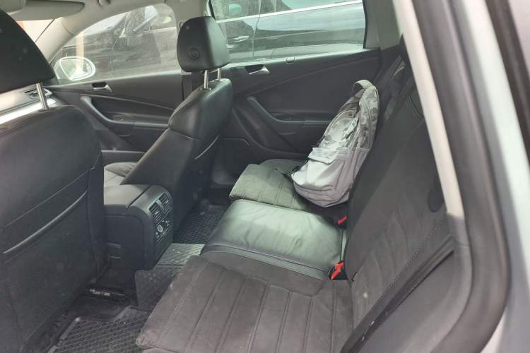 Used Volkswagen Passat 2008 R36 Estate Left Rear Seat