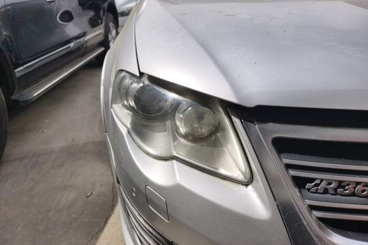 Used Volkswagen Passat 2008 R36 Estate Right Front Headlight