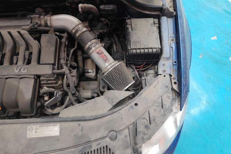 Used Volkswagen Passat 2008 R36 Estate Engine Bay Left