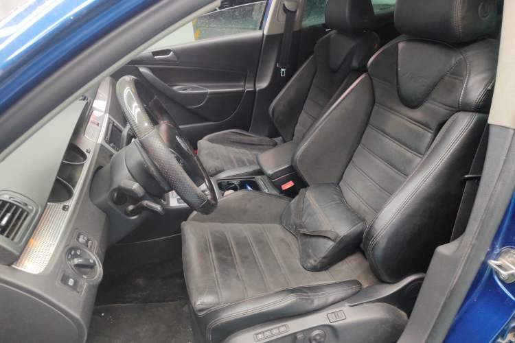 Used Volkswagen Passat 2008 R36 Estate Left Front Seat