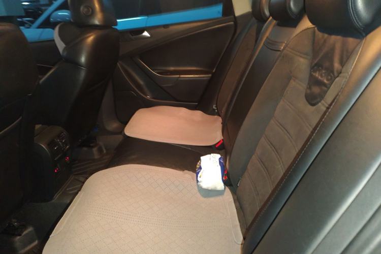 Used Volkswagen Passat 2008 R36 Estate Left Rear Seat