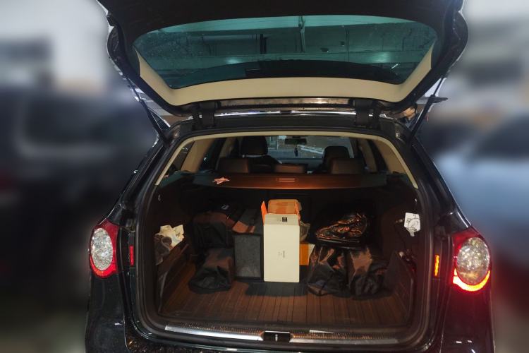 Used Volkswagen Passat 2008 R36 Estate Trunk