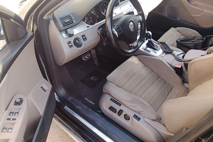 Used Volkswagen Passat 2008 R36 3.6 I FSI Driver Seat