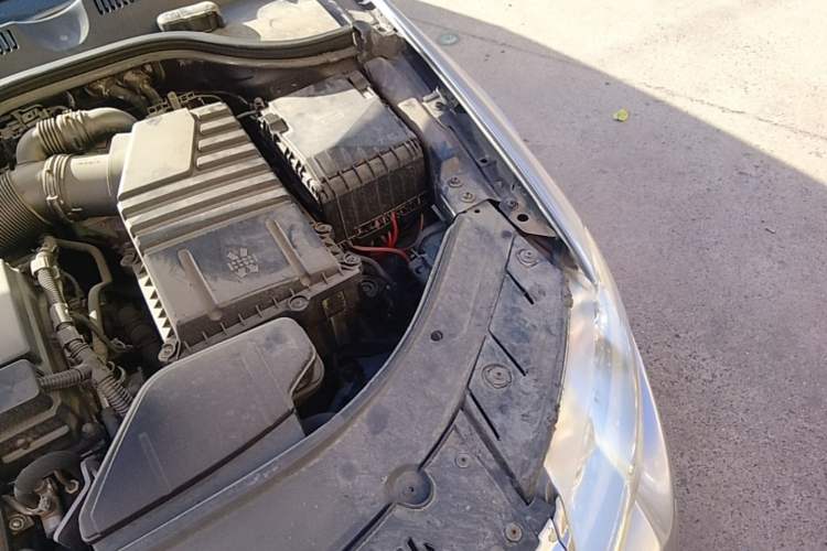 Used Volkswagen Passat 2008 R36 3.6 I FSI Engine Bay Left