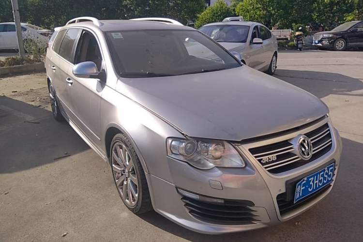 Used Volkswagen Passat 2008 R36 3.6 I FSI Front Right 45 Deg