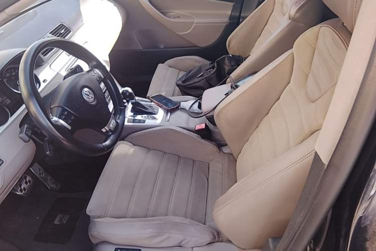 Used Volkswagen Passat 2008 R36 3.6 I FSI Left Front Seat