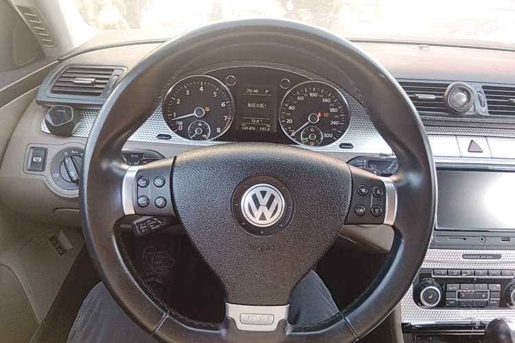Used Volkswagen Passat 2008 R36 3.6 I FSI Steering Wheel