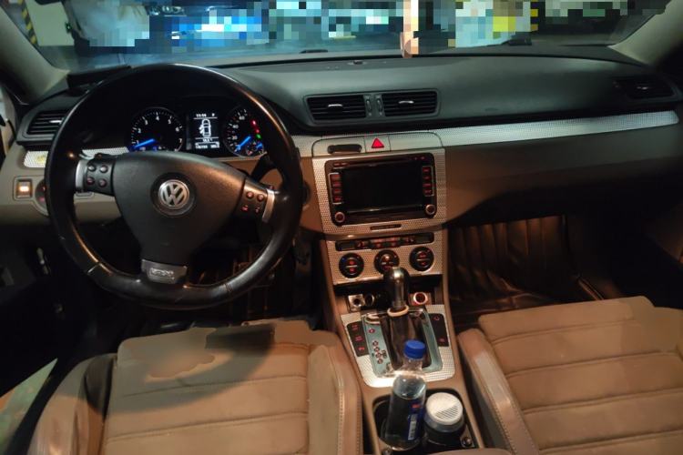 Used Volkswagen Passat 2008 R36 3.6 I FSI Center Console