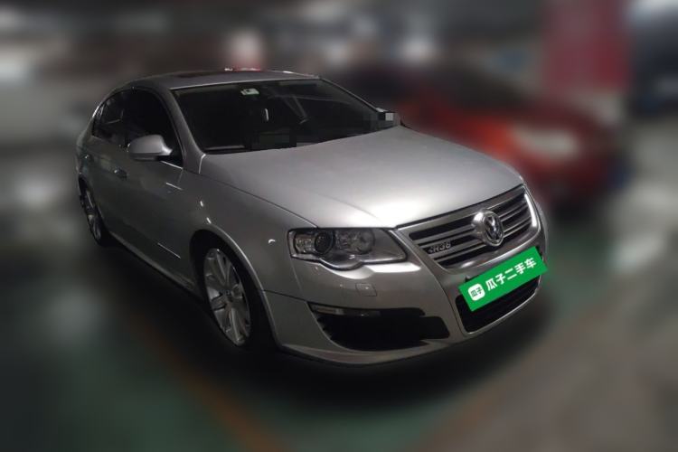 Used Volkswagen Passat 2008 R36 3.6 I FSI Front Right 45 Deg