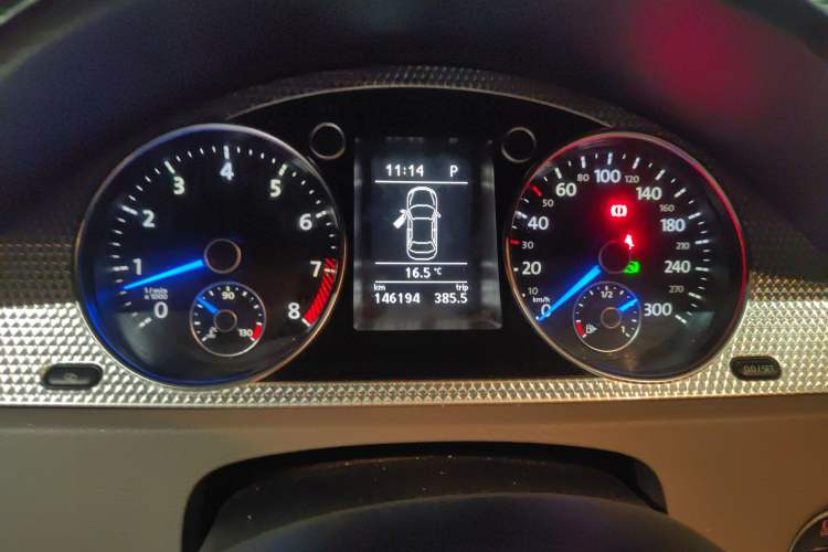 Used Volkswagen Passat 2008 R36 3.6 I FSI Instrument Cluster